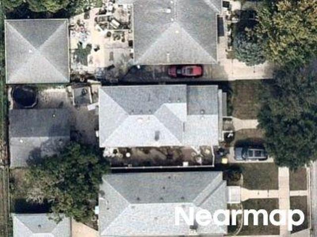 House for sale in Evergreen Park, Illinois