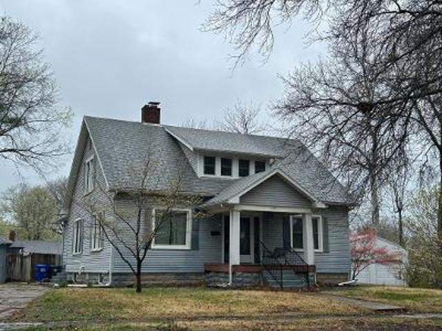House for sale in Sedalia