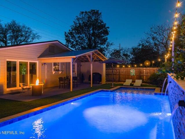 House for sale in Jacksonville Beach