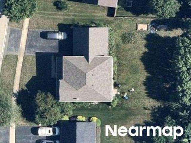 House for sale in Round Lake, Illinois