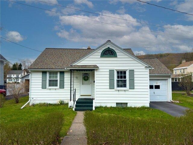 House for sale in Oneonta