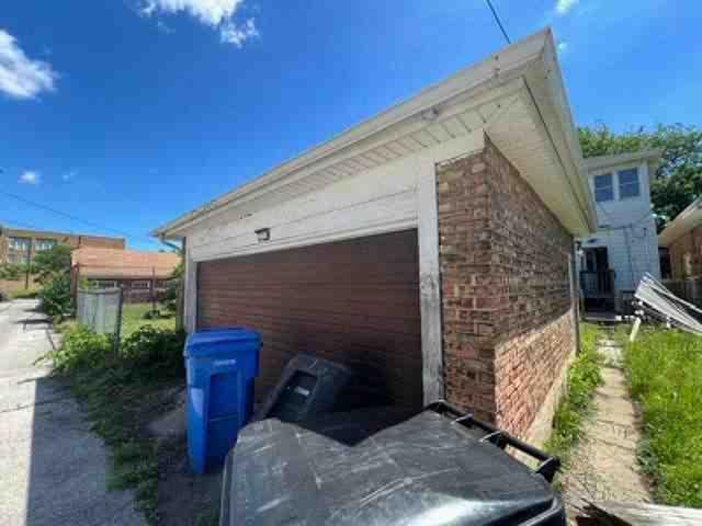 House for sale in Chicago Park, Illinois