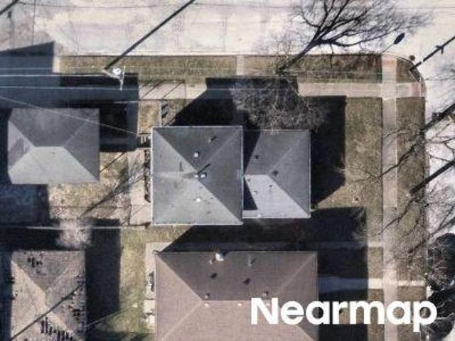 House for sale in Illinois