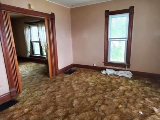 House for sale in Creston, Iowa