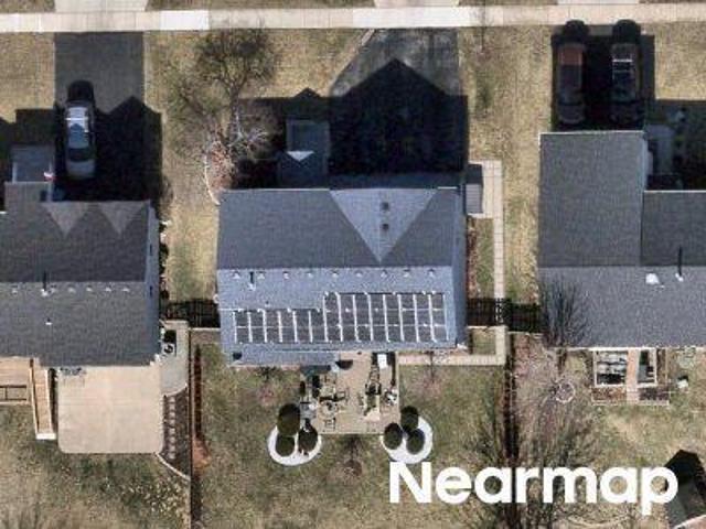 House for sale in South Elgin, Illinois