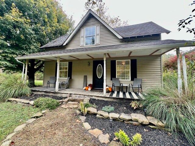 House for sale in Freetown, Indiana