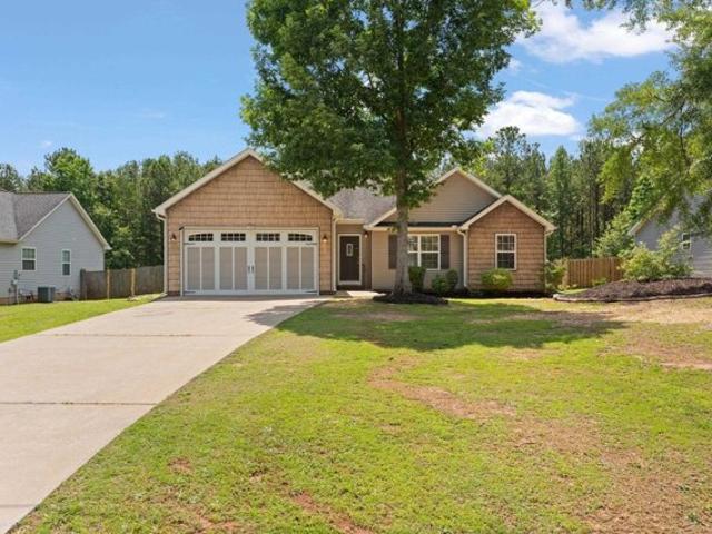 House for sale in Landrum