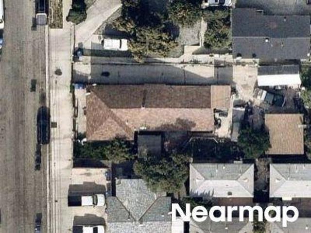 House for sale in East Los Angeles, Canoga Park