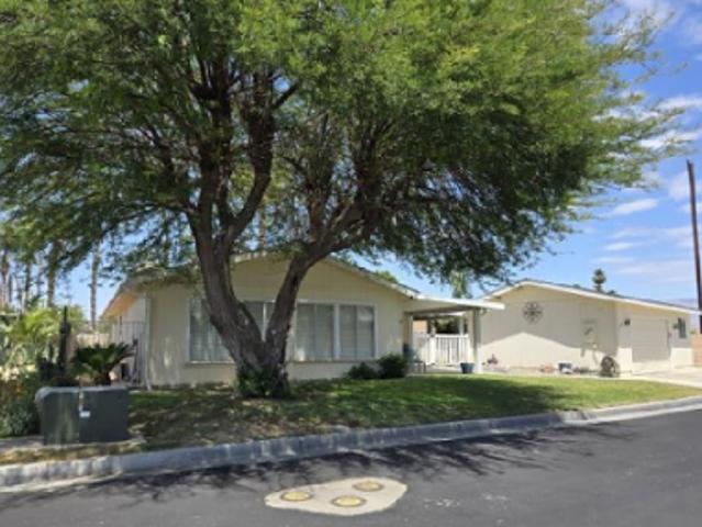 House for sale in Thousand Palms, California