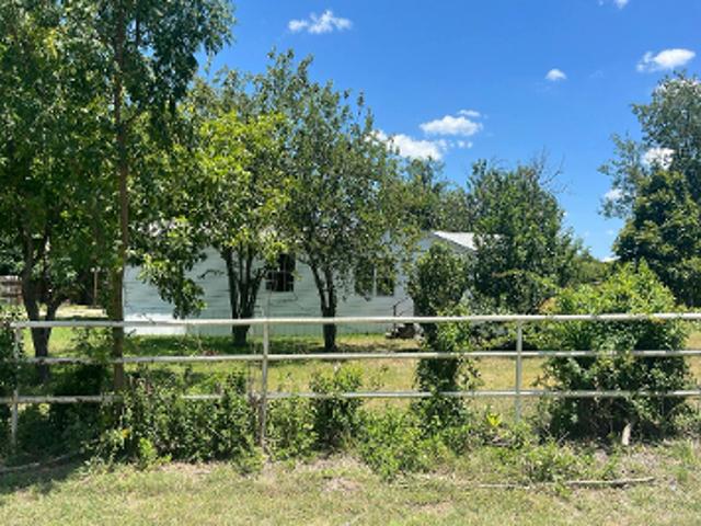 Property for sale in Hamilton, Texas