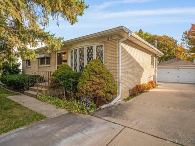 House for sale in Mount Prospect, Illinois