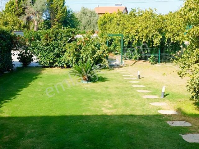 Camikebir Mahallesi, Seferihisar içerisinde kiralık Villa