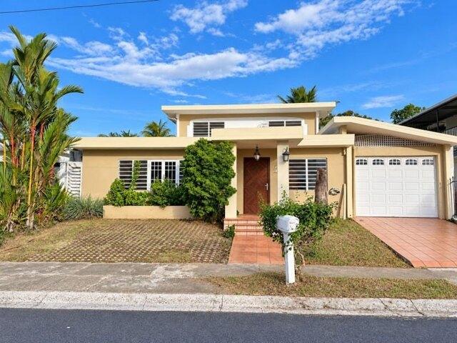 House for sale in San Juan