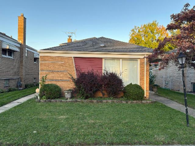 House for sale in West Pullman, Calumet Park