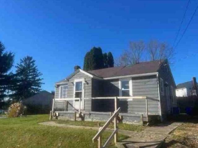 House for sale in New Castle, Pennsylvania