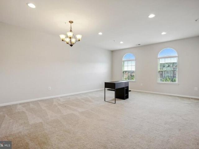 Condo for sale in Greenbelt