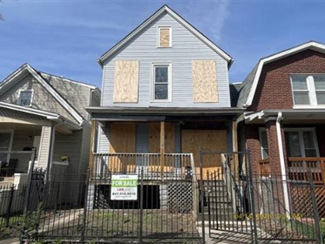 House for sale in Brookline, Chicago