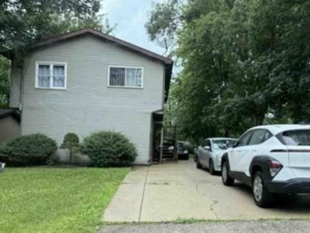 House for sale in Illinois