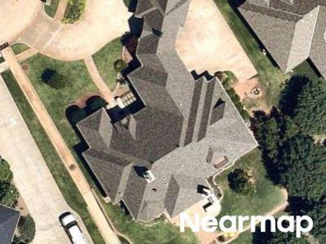 House for sale in Mustang, Canadian County