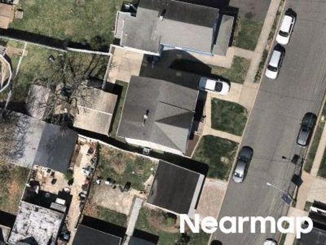 House for sale in Avenel, New Jersey