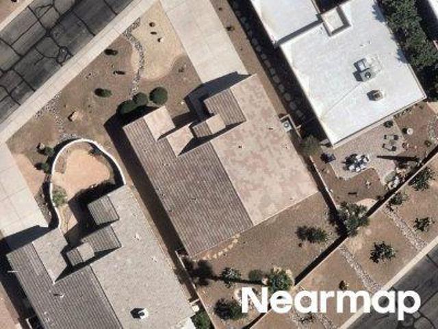 House for sale in Green Valley