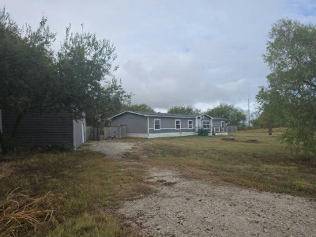 House for sale in Southmayd, Grayson County