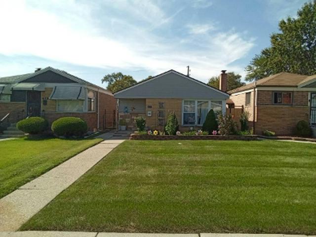 House for sale in Ashburn, Chicago