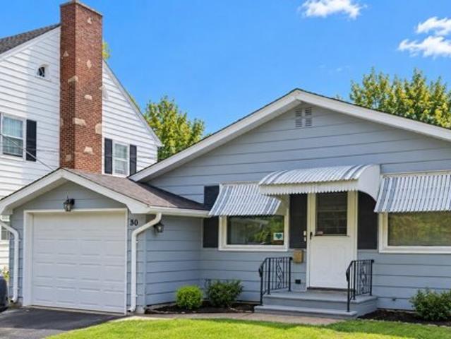 House for sale in Upper Main Street Historic District, Ansonia