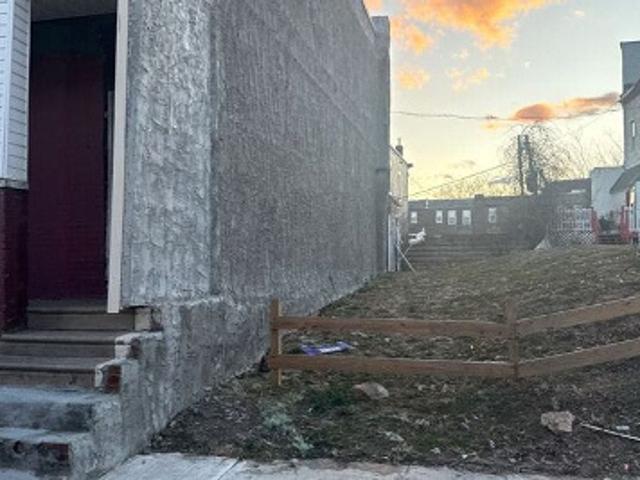 House for sale in Philadelphia, Pennsylvania