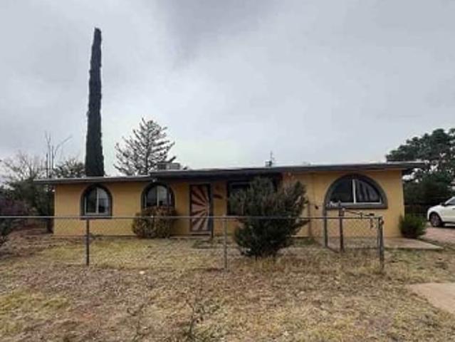 House for sale in Village Meadows, Sierra Vista