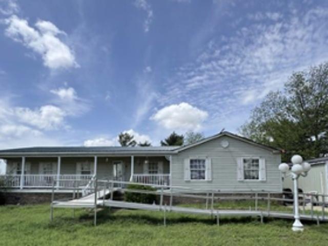 House for sale in Bernie, Missouri