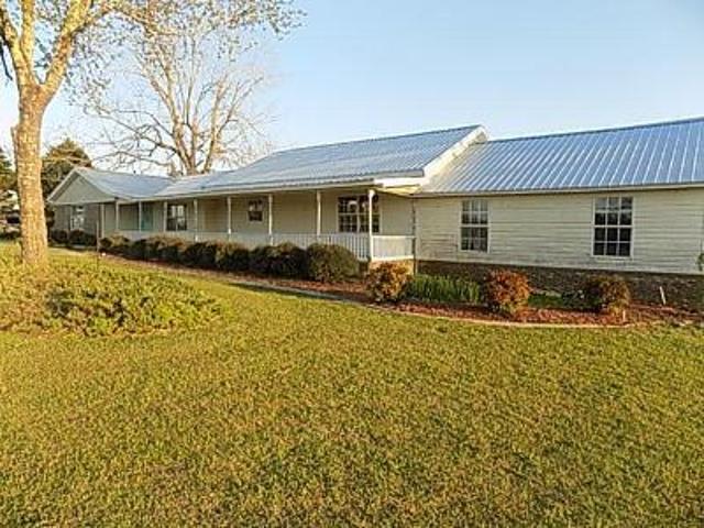 House for sale in Ashford, Alabama
