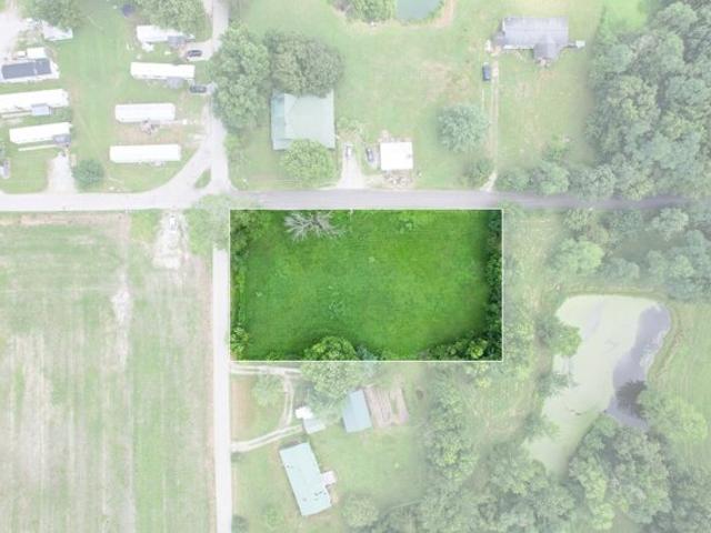 Land for sale in Commiskey