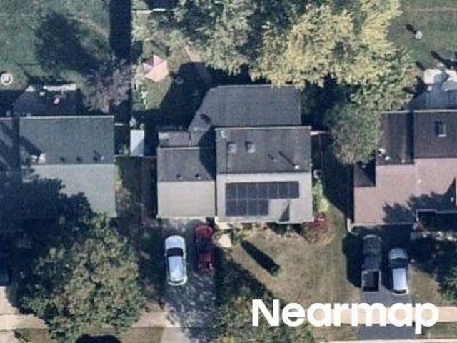 House for sale in Aurora, Illinois