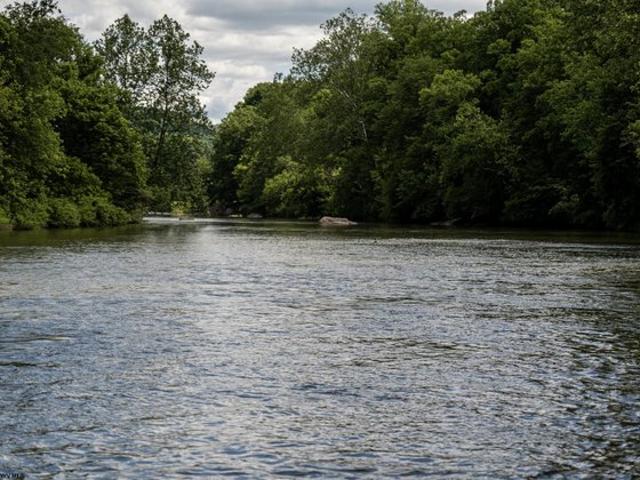 Farm for sale in Belington, West Virginia