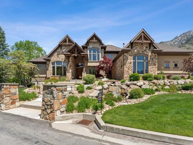 House for sale in Sandy, Utah
