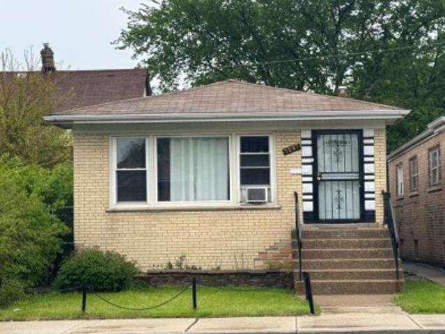 House for sale in Chicago Park, Illinois