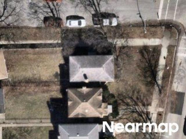 House for sale in Burnside, Chicago