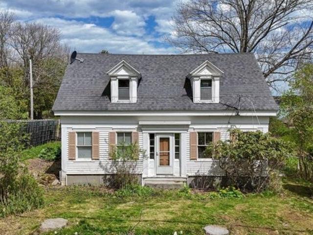 House for sale in Deer Isle, Maine