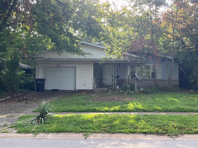 House for sale in Carbondale, Illinois
