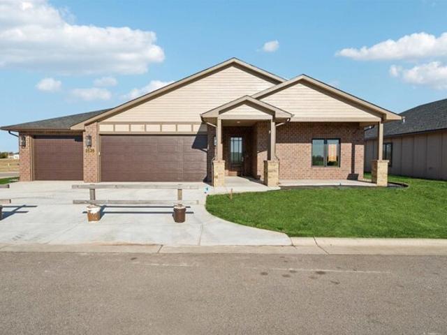 House for sale in Goddard