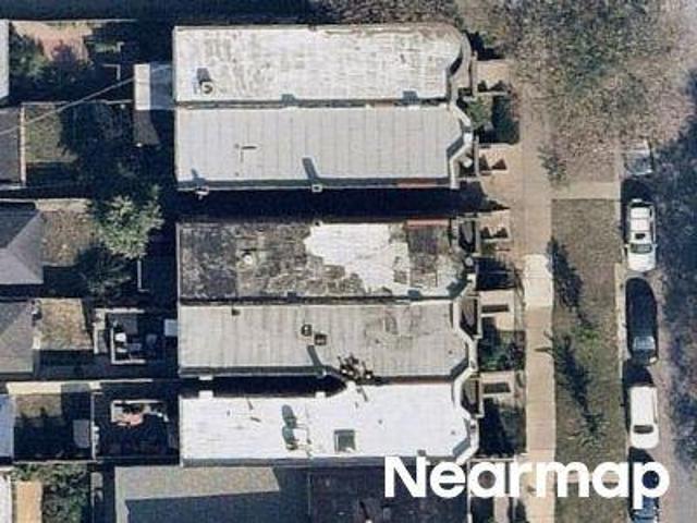 Townhouse for sale in Chicago Park, Illinois