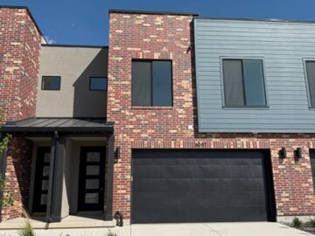 House for sale in Sandy, Utah