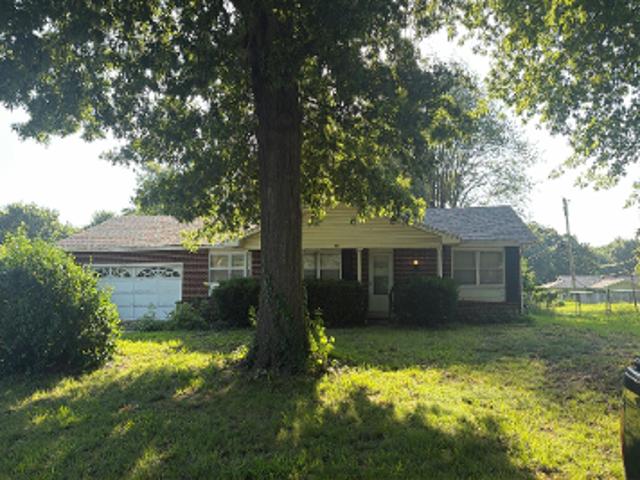 House for sale in Mount Vernon, Missouri