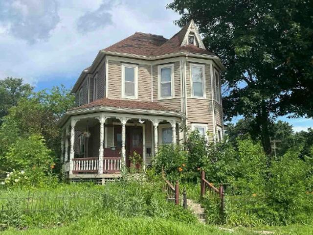 House for sale in Toledo, Iowa