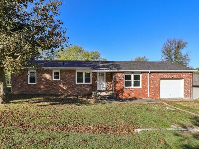House for sale in Bolivar, Missouri