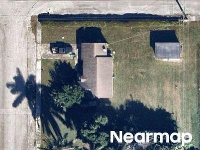 House for sale in Pahokee, Florida