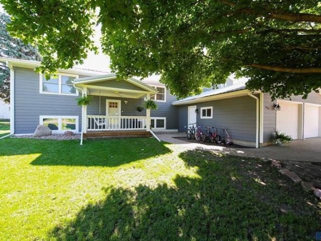 House for sale in Parker