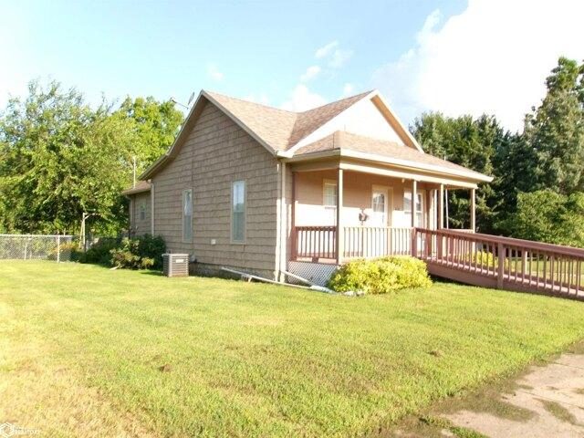 House for sale in Creston, Iowa
