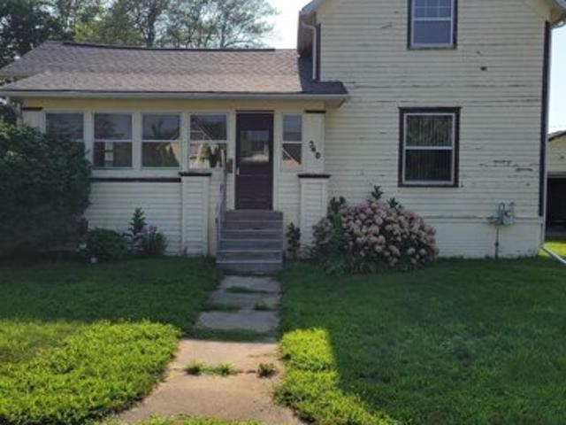 House for sale in Hemlock